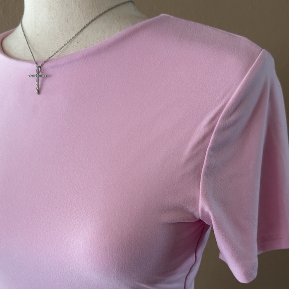 Buttery soft double layered short sleeve fitted top - Picture 4 of 7